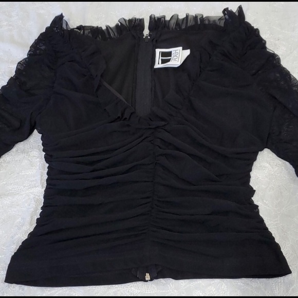 <<Vintage Tadashi Shoji>> - Picture 2 of 6